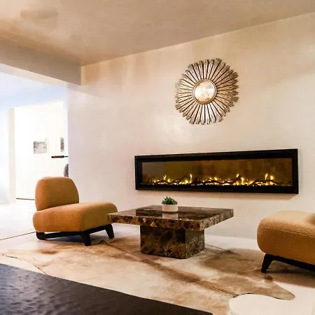Palace Modern At The Plaza - King 14